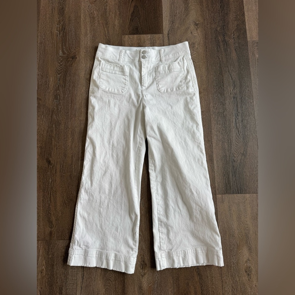 Democracy White Capri Wide Leg